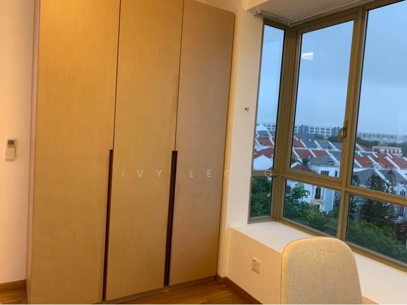 Casa Merah, 66 Tanah Merah Kechil Avenue, 3 Bedrooms, 1,302 sqft, Condominium For Rent, by Ivy Leong, 500204445 - 2nd bedroom wardrobe - PropertyGuru.com.sg