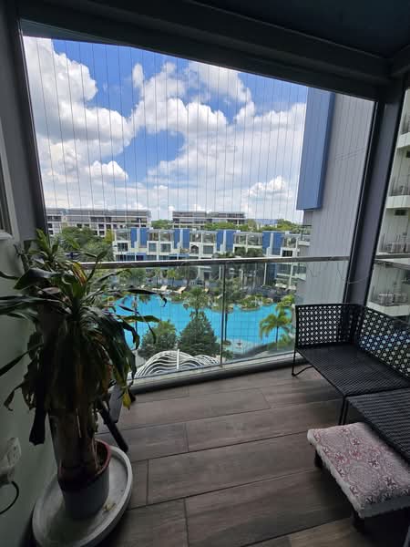 Skies Miltonia, 3 Miltonia Close, 4 Bedrooms, 1,313 sqft, Condominium For Rent, by Bryan Ng, 500204451 - Balcony - PropertyGuru.com.sg