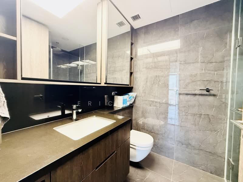 The M, 36 Middle Road, 2 Bedrooms, 947 sqft, Condominium For Rent, by Eric Goh, 500204481 - Bathroom - PropertyGuru.com.sg