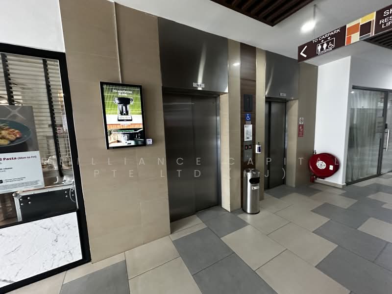 Kensington Square, 2 Jalan Lokam, 872 sqft, Food & Beverage For Rent, by MJ ZHUO, 500204483 - Corridor - CommercialGuru.com.sg
