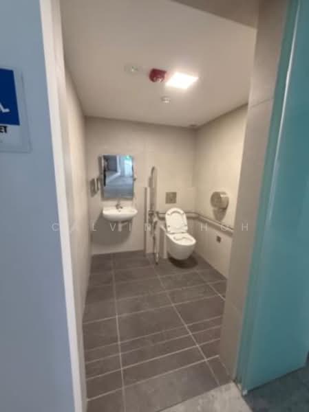 D14, Corner F&B Restaurant, Geylang Road, Sims Avenue, Guillemard Road, Geylang Road, Sims Avenue, Guillemard Road, 1,690 sqft, Food & Beverage For Rent, by Calvin Choh, 500204491 - Bathroom - CommercialGuru.com.sg