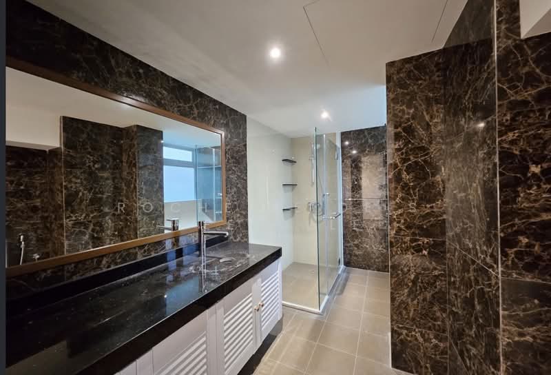 Chancery Court, 36A Dunearn Road, 4 Bedrooms, 2,271 sqft, Condominium For Rent, by Rochelle De S Meegolle, 500204492 - Bathroom - PropertyGuru.com.sg