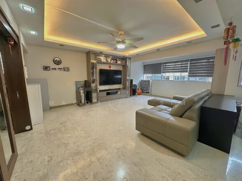 119 Bishan Street 12, 119 Bishan Street 12, 3 Bedrooms, 1,625 sqft, HDB Flat For Sale, by Magdalene Sim, 500204494 - Living Room - PropertyGuru.com.sg