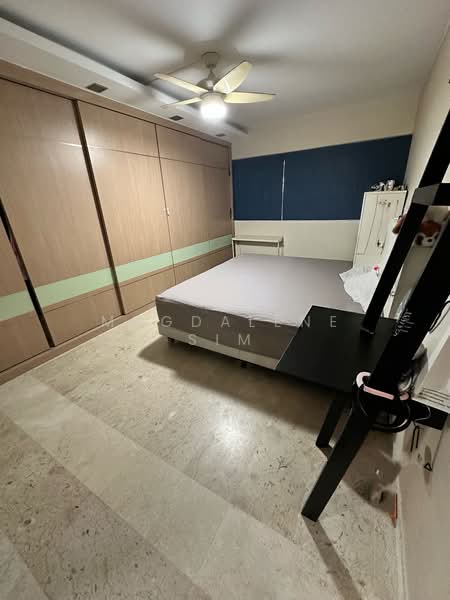 119 Bishan Street 12, 119 Bishan Street 12, 3 Bedrooms, 1,625 sqft, HDB Flat For Sale, by Magdalene Sim, 500204494 - Master Bedroom - PropertyGuru.com.sg
