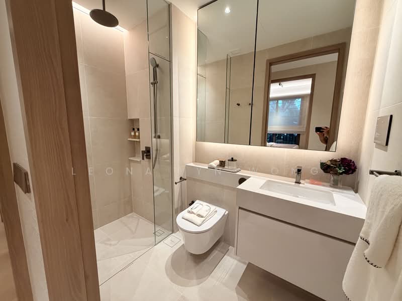 Aurea, 802 Beach Road, 4 Bedrooms, 1,798 sqft, Condominium For Sale, by Leona Lyn Wong, 500204498 - Bathroom - PropertyGuru.com.sg