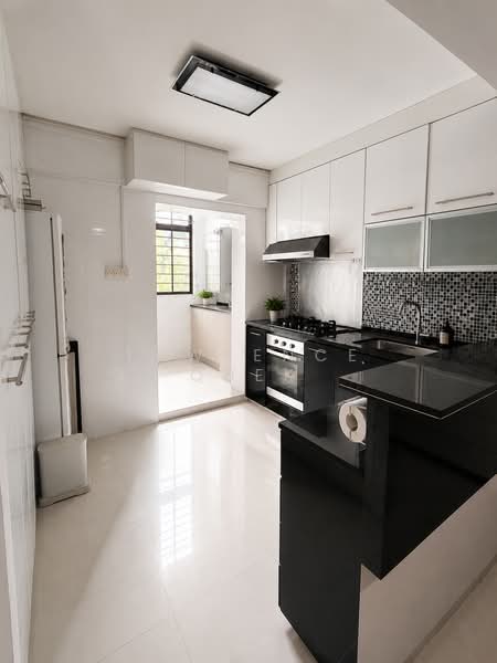 542 Jelapang Road, 542 Jelapang Road, 3 Bedrooms, 1,528 sqft, HDB Flat For Sale, by Lawrence Quek, 500204499 - Kitchen - PropertyGuru.com.sg