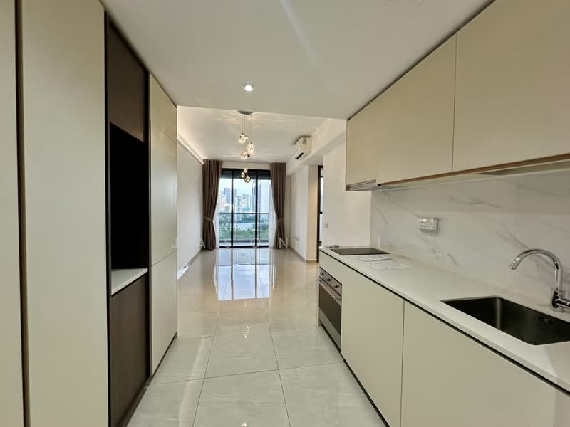 Kopar At Newton, 8 Makeway Avenue, 2 Bedrooms, 689 sqft, Condominium For Sale, by Jason Rei, 500204500 - Kitchen - PropertyGuru.com.sg