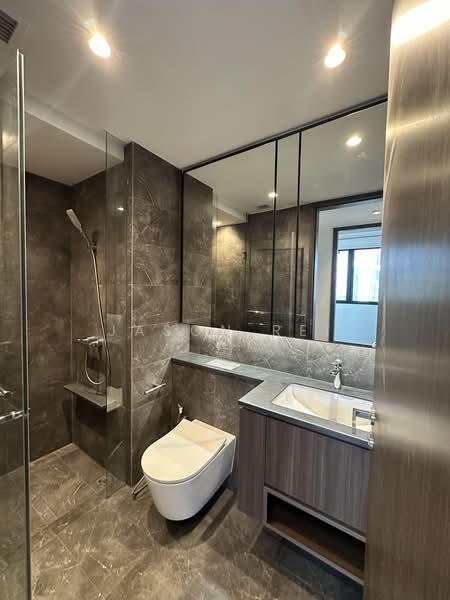 Kopar At Newton, 8 Makeway Avenue, 2 Bedrooms, 689 sqft, Condominium For Sale, by Jason Rei, 500204500 - Bathroom - PropertyGuru.com.sg