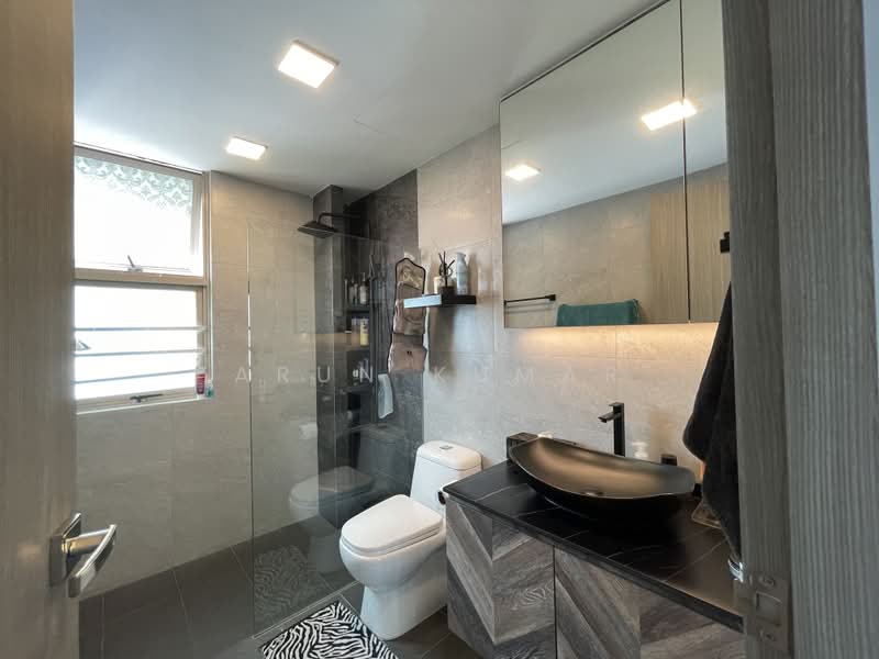 Eastwood Centre, 20 Eastwood Road, 5 Bedrooms, 2,995 sqft, Apartment For Sale, by Arun Kumar, 500204510 - Bathroom - PropertyGuru.com.sg