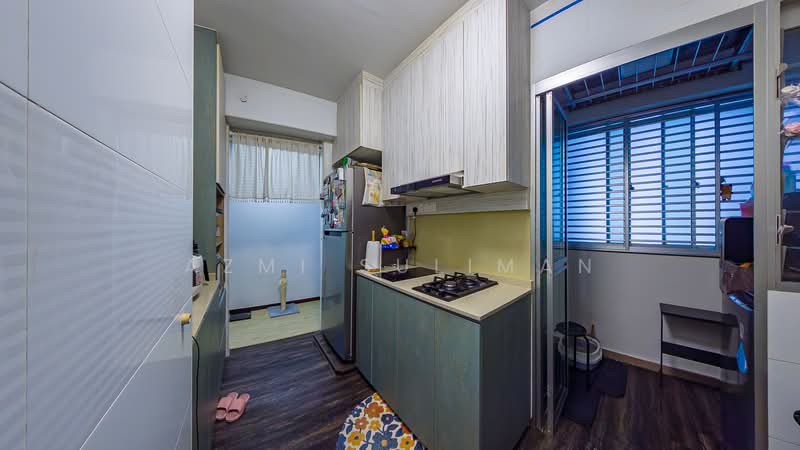 70A Telok Blangah Heights, 70A Telok Blangah Heights, 2 Bedrooms, 731 sqft, HDB Flat For Sale, by Azmi Suliman, 500204516 - Kitchen - PropertyGuru.com.sg