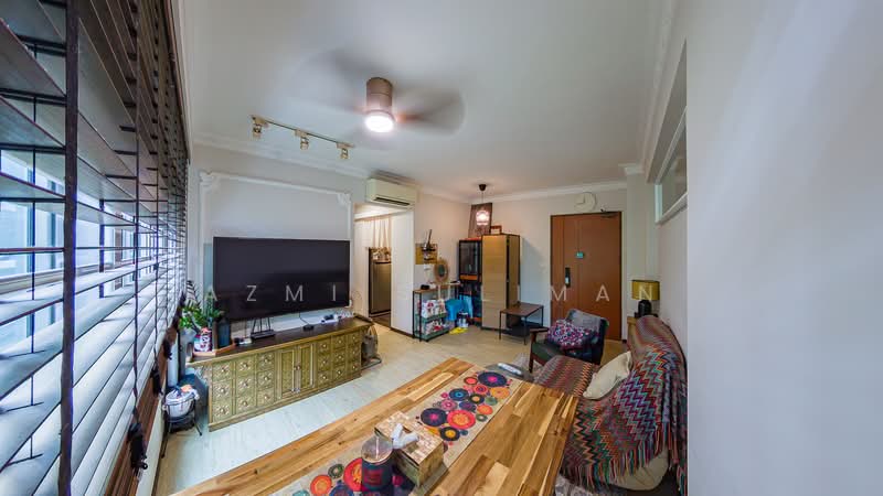 70A Telok Blangah Heights, 70A Telok Blangah Heights, 2 Bedrooms, 731 sqft, HDB Flat For Sale, by Azmi Suliman, 500204516 - Living Room - PropertyGuru.com.sg