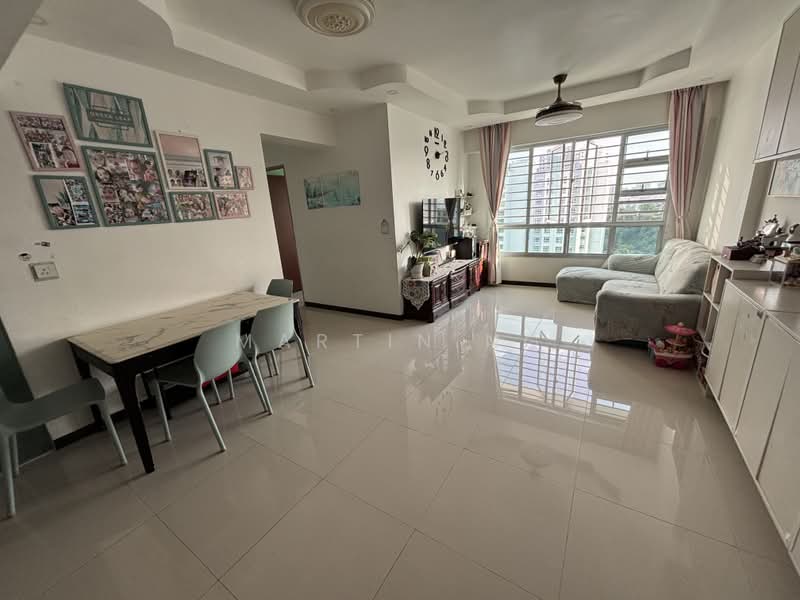 93B Telok Blangah Street 31, 93B Telok Blangah Street 31, 3 Bedrooms, 1,001 sqft, HDB Flat For Sale, by Martin Ng, 500204526 - Living Room - PropertyGuru.com.sg