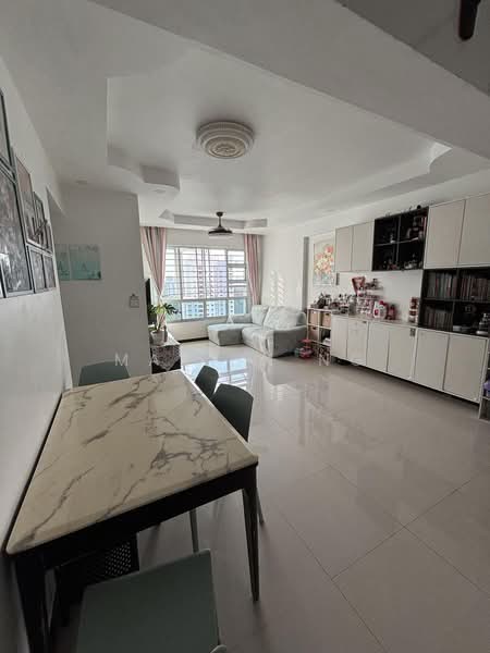 93B Telok Blangah Street 31, 93B Telok Blangah Street 31, 3 Bedrooms, 1,001 sqft, HDB Flat For Sale, by Martin Ng, 500204526 - Living Room - PropertyGuru.com.sg