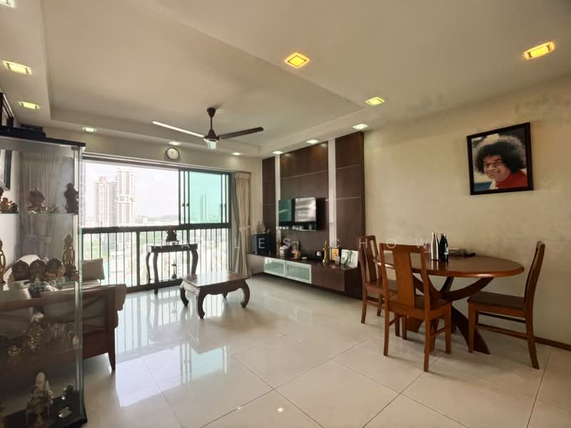 Pinnacle @ Duxton, 1C Cantonment Road, 3 Bedrooms, 1,022 sqft, HDB Flat For Sale, by Charles Chow, 500204527 - Living Room - PropertyGuru.com.sg