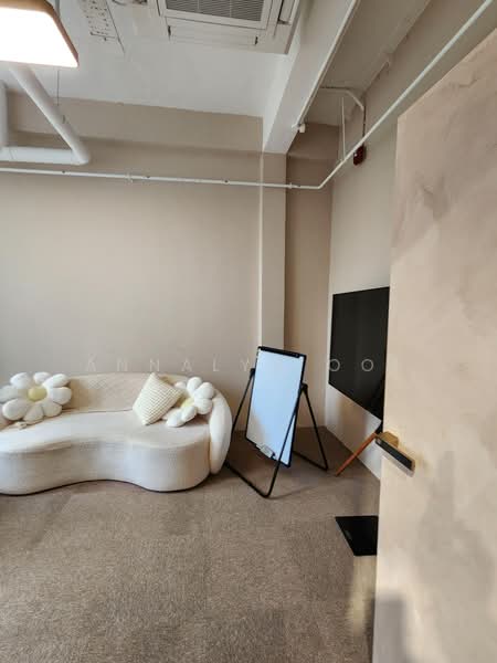 Carpenter Street 5-Storey Boutique Commercial Building, Carpenter Street, Boat Quay / Raffles Place / Marina, 7,012 sqft, Other Retail For Sale, by Annalyn Ooi, 500204528 - Interior - CommercialGuru.com.sg