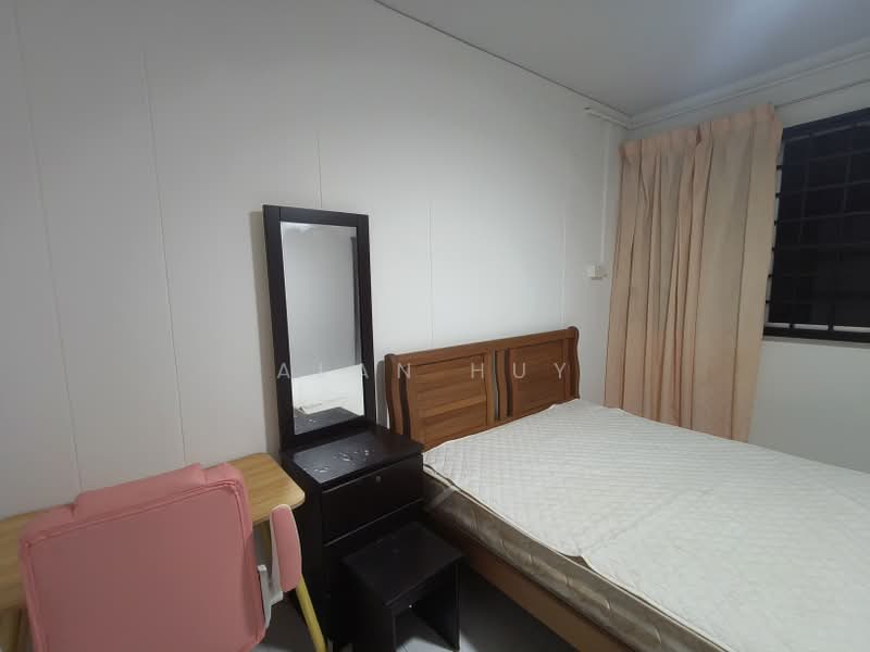 401 Choa Chu Kang Avenue 3, 401 Choa Chu Kang Avenue 3, Room Rental, 200 sqft, HDB Flat For Rent, by Alan Huy, 500204534 - Bedroom - PropertyGuru.com.sg