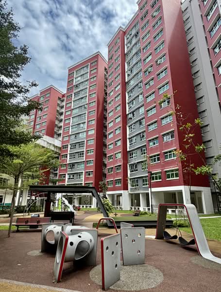 438C Bukit Batok West Avenue 8, 438C Bukit Batok West Avenue 8, 1 Bedroom, 506 sqft, HDB Flat For Sale, by Ng Yvonne, 500204545 - Exterior - PropertyGuru.com.sg
