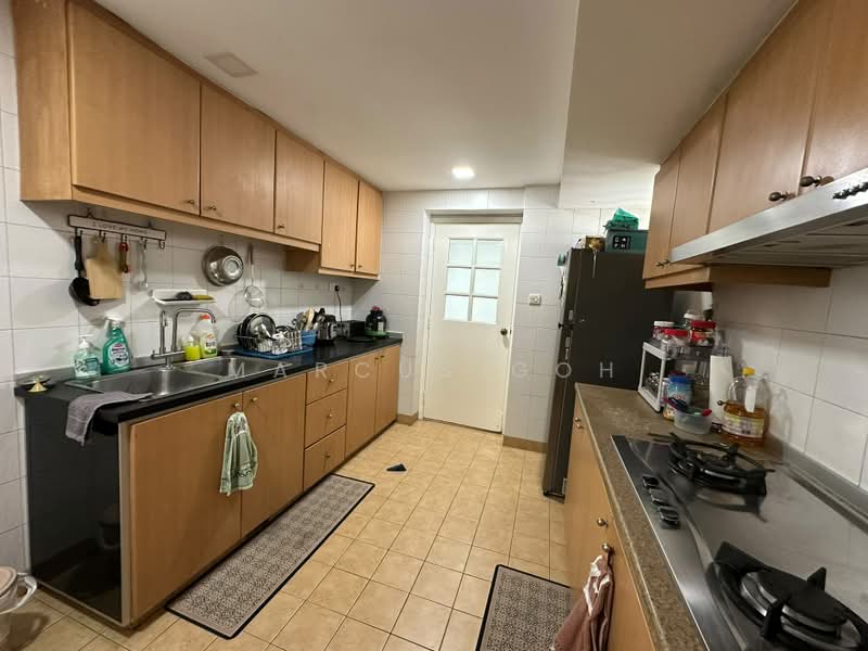 Evergreen Park, 35 Hougang Avenue 7, 3 Bedrooms, 1,248 sqft, Condominium For Rent, by Marcus Goh, 500204550 - Kitchen - PropertyGuru.com.sg