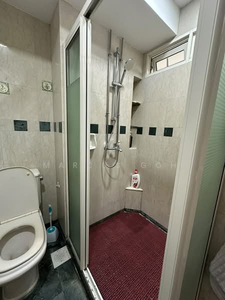 Evergreen Park, 35 Hougang Avenue 7, 3 Bedrooms, 1,248 sqft, Condominium For Rent, by Marcus Goh, 500204550 - Bathroom - PropertyGuru.com.sg