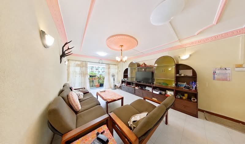 209 Yishun Street 21, 209 Yishun Street 21, 3 Bedrooms, 1,302 sqft, HDB Flat For Sale, by Mohana Vel T Kasi, 500204553 - Living Room - PropertyGuru.com.sg