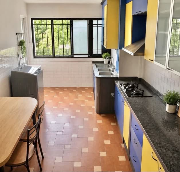 180 Ang Mo Kio Avenue 5, 180 Ang Mo Kio Avenue 5, 2 Bedrooms, 732 sqft, HDB Flat For Sale, by J.A. Goh 吴永益, 500204554 - Kitchen - PropertyGuru.com.sg