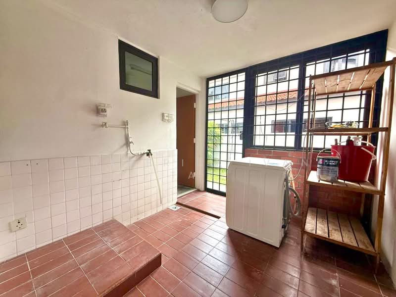 Spacious detached house for rent along Cashew Road, , 4 Bedrooms, 4,000 sqft, Detached House For Rent, by Frederick Ivan Tan, 500204556 - Yard - PropertyGuru.com.sg