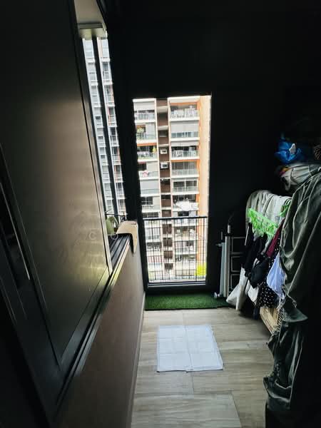 Sims Urban Oasis, 12 Sims Drive, Eunos / Geylang / Paya Lebar, 1 Bedroom, 463 sqft, Condominium For Sale, by Colin Li, 500204557 - Balcony - PropertyGuru.com.sg