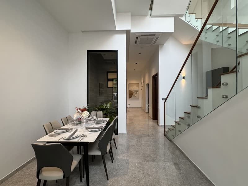 Sembawang Freehold Inter-Terrace, , 6 Bedrooms, 4,800 sqft, Terraced House For Sale, by Ho Mei Kit, 500204559 - Dining Room - PropertyGuru.com.sg