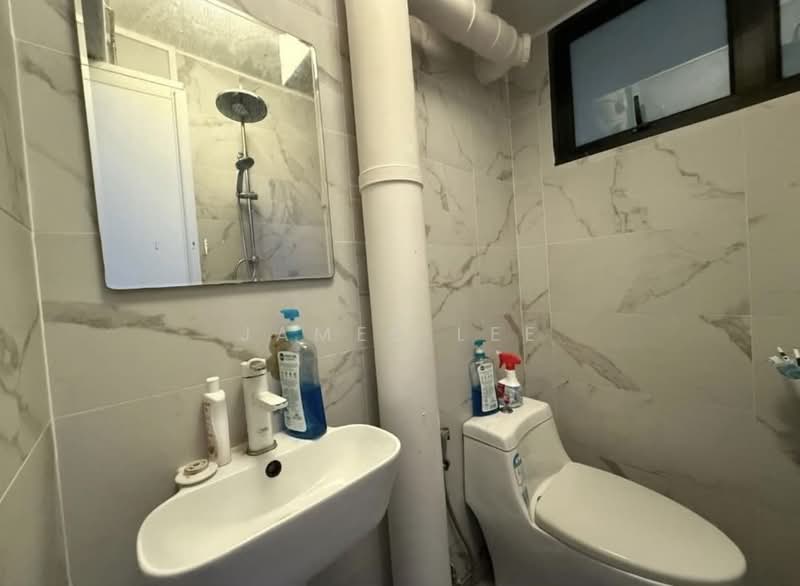 45 Chai Chee Street, 45 Chai Chee Street, 2 Bedrooms, 732 sqft, HDB Flat For Sale, by James Lee, 500204564 - Bathroom - PropertyGuru.com.sg