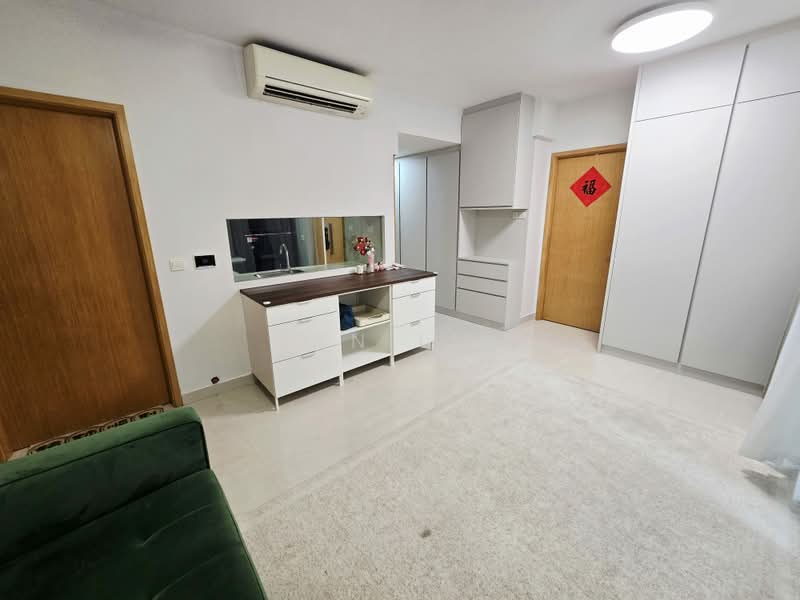 La Fiesta, 62 Sengkang Square, 2 Bedrooms, 753 sqft, Condominium For Rent, by Yan Lim, 500204569 - Living Room - PropertyGuru.com.sg