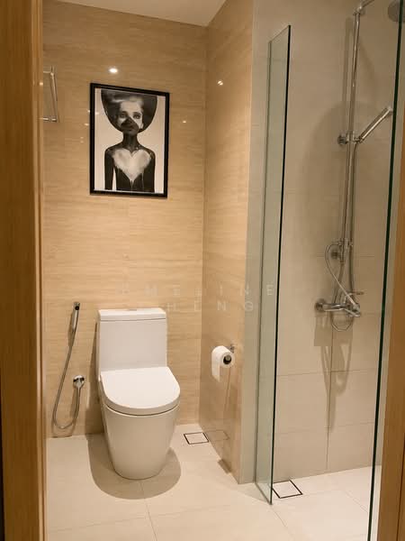 Thomson Three, 21 Bright Hill Drive, 1 Bedroom, 495 sqft, Condominium For Sale, by Emeline Cheng, 500204572 - Bathroom - PropertyGuru.com.sg