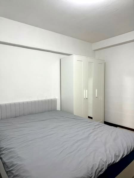 166 Stirling Road, 166 Stirling Road, 2 Bedrooms, 700 sqft, HDB Flat For Rent, by Clara Lian, 500204576 - Bedroom - PropertyGuru.com.sg