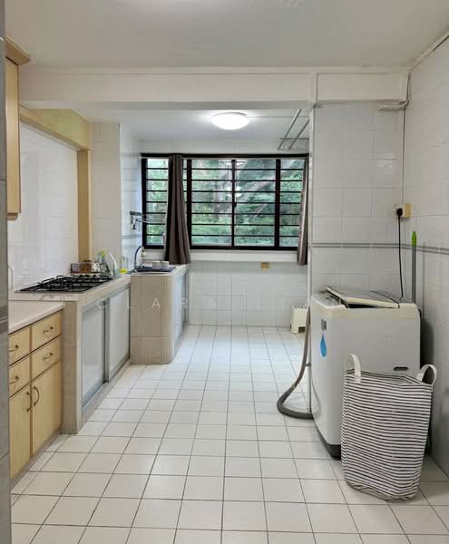 166 Stirling Road, 166 Stirling Road, 2 Bedrooms, 700 sqft, HDB Flat For Rent, by Clara Lian, 500204576 - Kitchen - PropertyGuru.com.sg