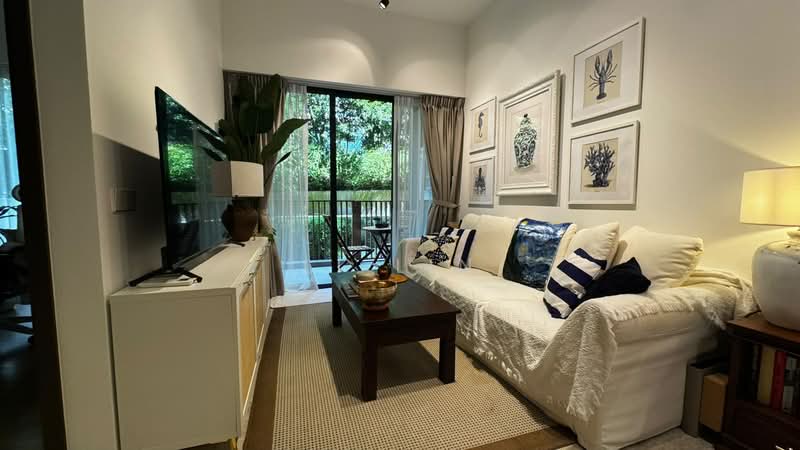 Royalgreen, 2 Anamalai Avenue, 2 Bedrooms, 721 sqft, Condominium For Rent, by Li Lin, 500204582 - Living Room - PropertyGuru.com.sg