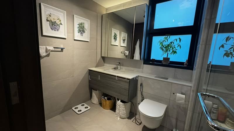 Royalgreen, 2 Anamalai Avenue, 2 Bedrooms, 721 sqft, Condominium For Rent, by Li Lin, 500204582 - Bathroom - PropertyGuru.com.sg