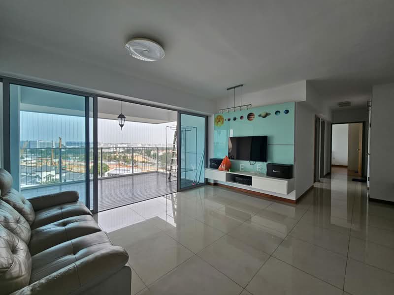167D Simei Lane, 167D Simei Lane, 3 Bedrooms, 1,184 sqft, HDB Flat For Sale, by Jerry Lee, 500204583 - Living Room - PropertyGuru.com.sg