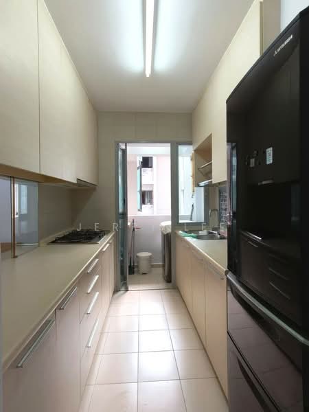 167D Simei Lane, 167D Simei Lane, 3 Bedrooms, 1,184 sqft, HDB Flat For Sale, by Jerry Lee, 500204583 - Kitchen - PropertyGuru.com.sg