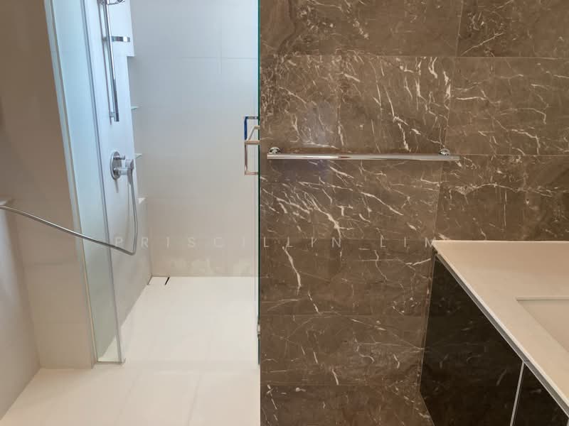 76 Shenton, 76 Shenton Way, 1 Bedroom, 624 sqft, Apartment For Rent, by Priscillin Lim, 500204584 - Bathroom - PropertyGuru.com.sg