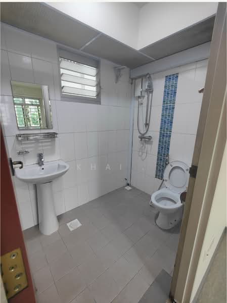 808C Chai Chee Road, 808C Chai Chee Road, 2 Bedrooms, 721 sqft, HDB Flat For Rent, by Khai ., 500204586 - Bathroom - PropertyGuru.com.sg