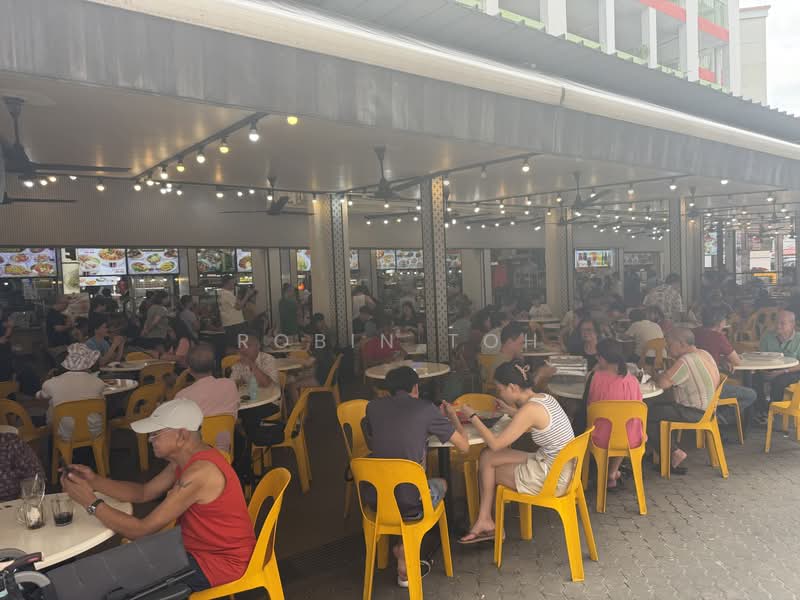 Blk 682 Hougang Avenue 4, Blk 682 Hougang Avenue 4, 700 sqft, Food & Beverage For Rent, by Robin Toh, 500204587 - CommercialGuru.com.sg