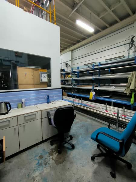 Enterprise Hub, 48 Toh Guan Road East, 3,950 sqft, Factory / Workshop (B2) For Sale, by Ziwei Chin 陳紫薇, 500204589 - Interior - CommercialGuru.com.sg