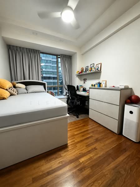 Casa Merah, 72 Tanah Merah Kechil Avenue, 3 Bedrooms, 1,227 sqft, Condominium For Sale, by Elsie Heng, 500204599 - Common Bedroom - PropertyGuru.com.sg
