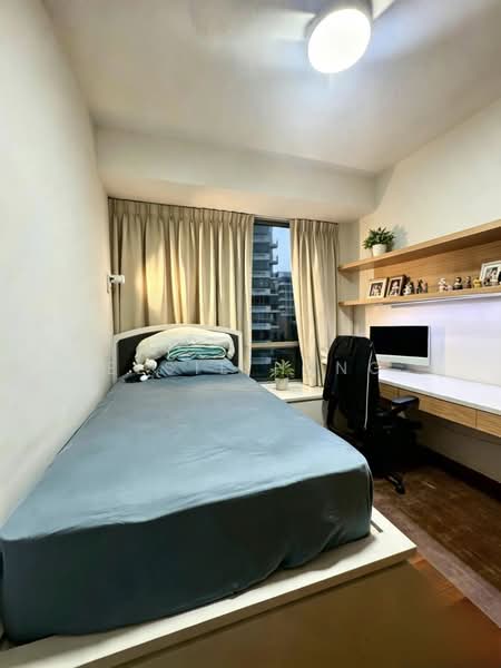 Casa Merah, 72 Tanah Merah Kechil Avenue, 3 Bedrooms, 1,227 sqft, Condominium For Sale, by Elsie Heng, 500204599 - Common Bedroom - PropertyGuru.com.sg
