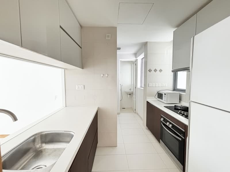 Dakota Residences, 40 Dakota Crescent, 3 Bedrooms, 1,292 sqft, Condominium For Rent, by Felicia Quek, 500204602 - Kitchen - PropertyGuru.com.sg