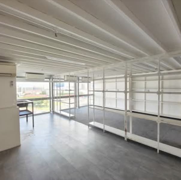 Enterprise Hub, 48 Toh Guan Road East, 1,959 sqft, Factory / Workshop (B2) For Sale, by Ziwei Chin 陳紫薇, 500204607 - Interior - CommercialGuru.com.sg