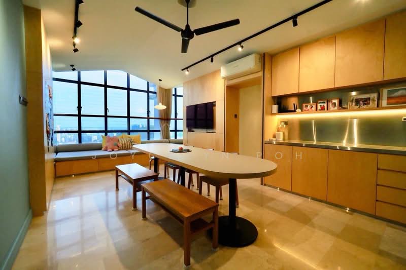 Regent Heights, 56 Bukit Batok East Avenue 5, 3 Bedrooms, 1,023 sqft, Condominium For Sale, by Joycelyn Poh, 500204608 - Dining Room - PropertyGuru.com.sg