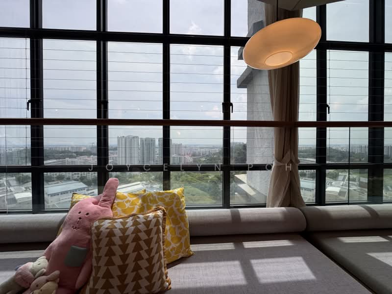 Regent Heights, 56 Bukit Batok East Avenue 5, Dairy Farm / Bukit Panjang / Choa Chu Kang, 2 Bedrooms, 1,023 sqft, Condominium For Sale, by Joycelyn Poh, 500204608 - Living Room - PropertyGuru.com.sg