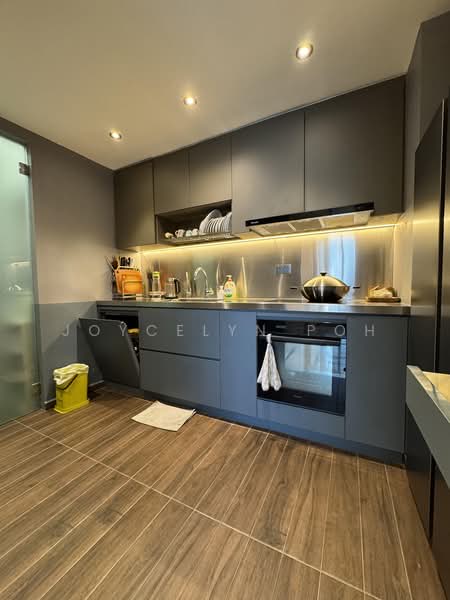 Regent Heights, 56 Bukit Batok East Avenue 5, Dairy Farm / Bukit Panjang / Choa Chu Kang, 2 Bedrooms, 1,023 sqft, Condominium For Sale, by Joycelyn Poh, 500204608 - Kitchen - PropertyGuru.com.sg