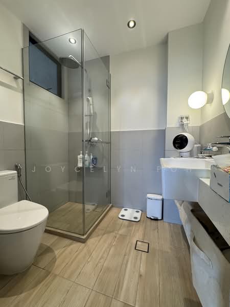 Regent Heights, 56 Bukit Batok East Avenue 5, Dairy Farm / Bukit Panjang / Choa Chu Kang, 2 Bedrooms, 1,023 sqft, Condominium For Sale, by Joycelyn Poh, 500204608 - Bathroom - PropertyGuru.com.sg