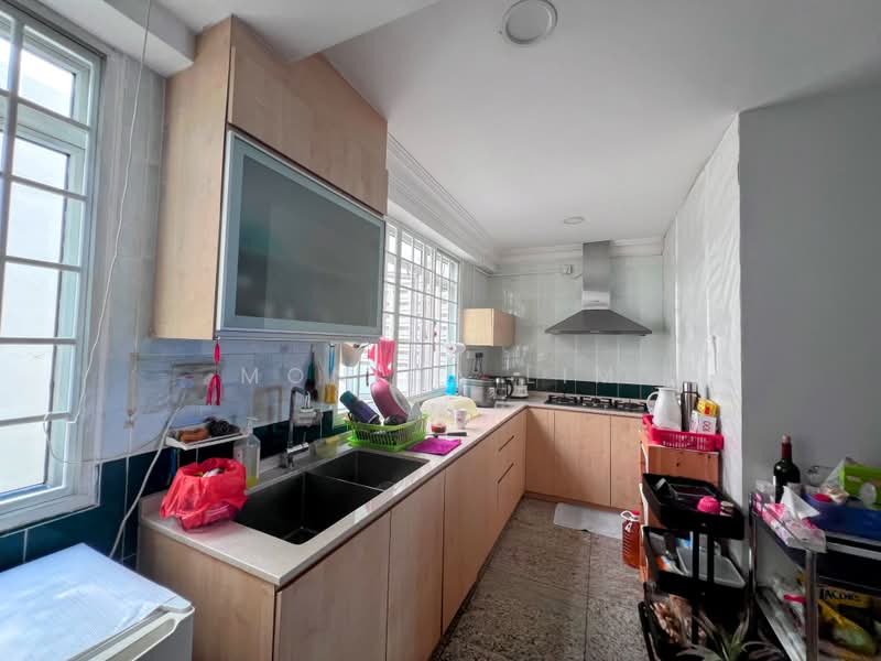 City Plaza, 810 Geylang Road, 5 Bedrooms, 1,615 sqft, Apartment For Rent, by Monica Lim, 500204614 - Kitchen - PropertyGuru.com.sg